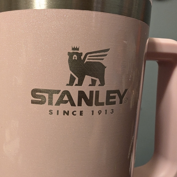 Stanley Cup - Discontinued* - Picture 3 of 12